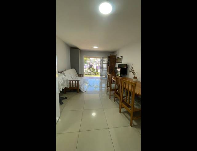 1 BEDROOM APARTMENT FOR SALE IN ESSENWOOD